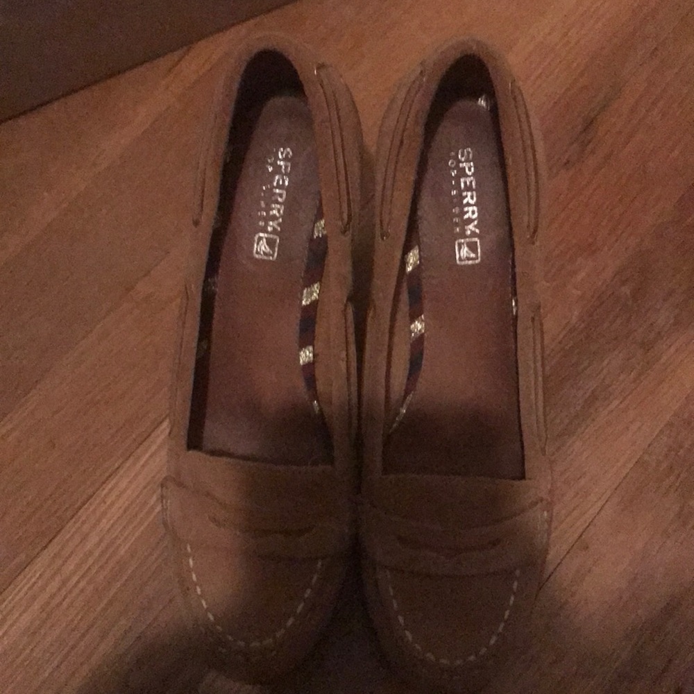 Sperry platform loafer heal tan